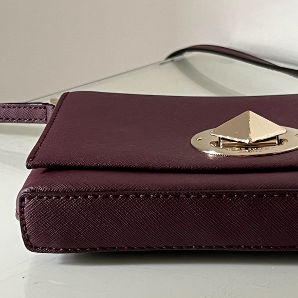 Kate Spade Turn Lock Crossbody Bag in Mulberry - Picture 3 of 10